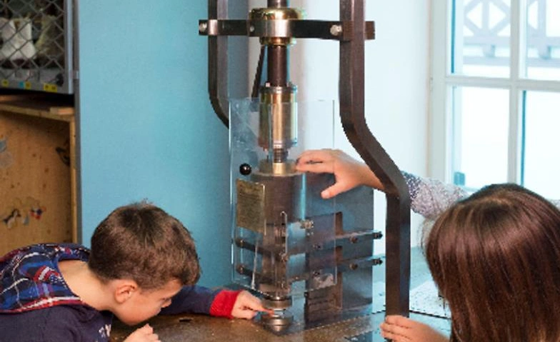 Event-Image for 'Kinderführung: Sterntaler – eigene Münzen prägen'