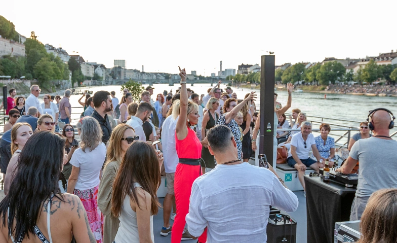 Event-Image for 'SUMMER BEATS ON BOARD'