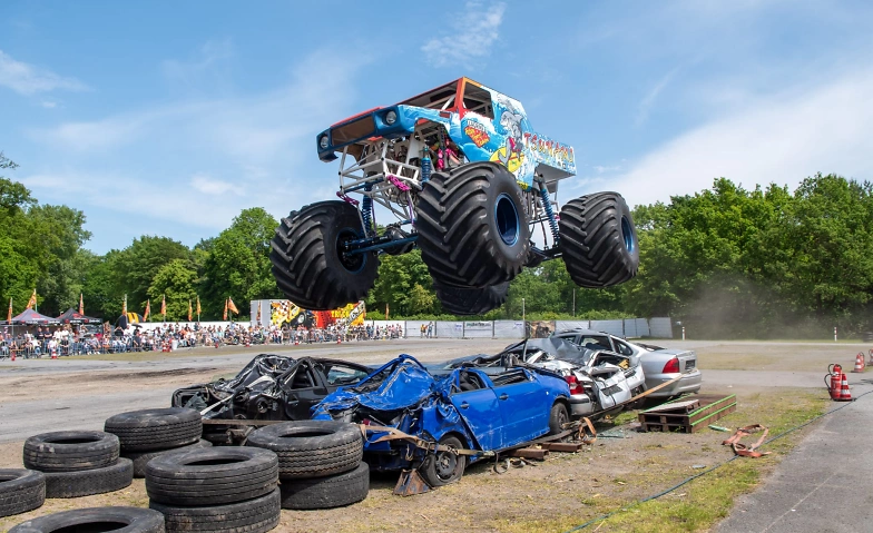 Monster Truck Show Team Lagrin Billets