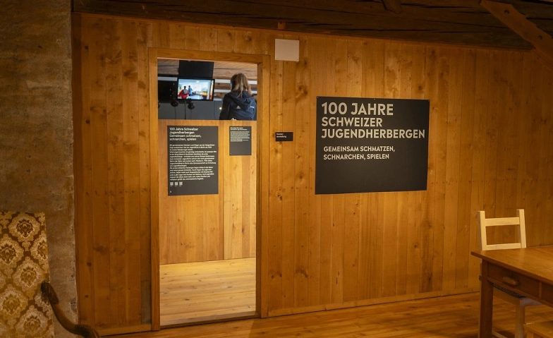 Event-Image for '100 Jahre Schweizer Jugendherbergen - Schmatzen, schnarchen,'