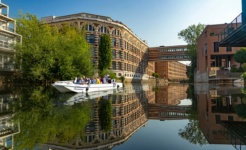 Event-Image for 'Kanalrundfahrt im Panoramaboot ab Stadthafen'